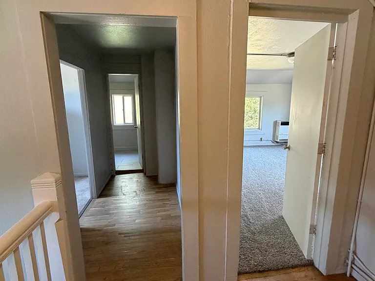 813 W Clay Ave #B — Photo 11