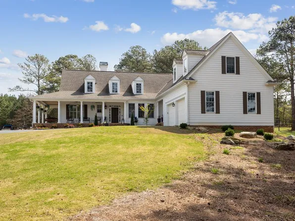 67 Overlook Dr, Pine Mountain, GA 31822