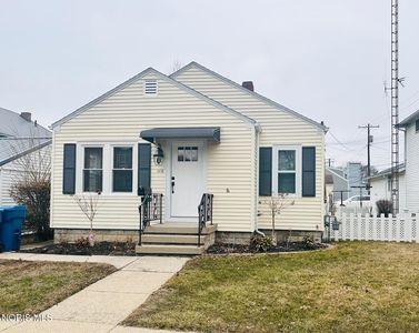 110 S Monroe St, Fremont, OH, 43420
