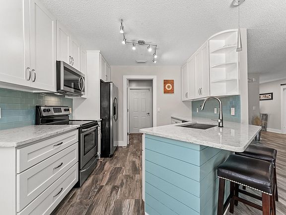 4th image of 187 White Heron Dr