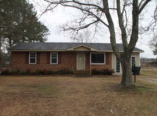 3708 Sand Clay Rd, Kinston, NC 28504