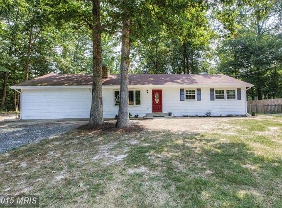 3rd image of 21 Breezy Hill Dr