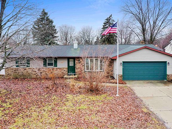 2nd image of 2540 Sun Ter