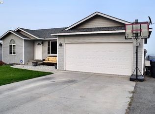 103 Highland Ct, Selah, WA 98942