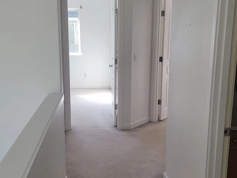 257 NW 208th Ave — Photo 18