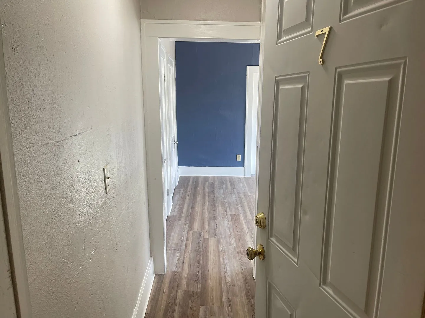 337 E Church St — Photo 1