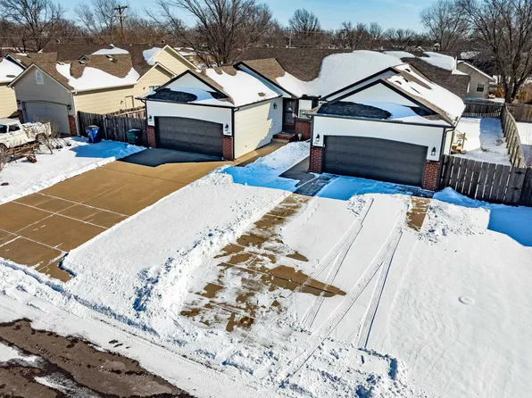 1016 Cedar Point Cir #1018, Rose Hill, KS 67133