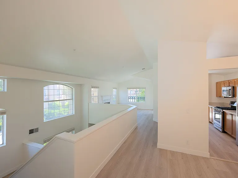 805 Moby Dick Ln — Photo 8