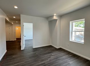 35 E Mowry St #1, Chester, PA 19013