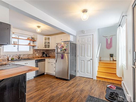 5th image of 94 Wilsey Rd