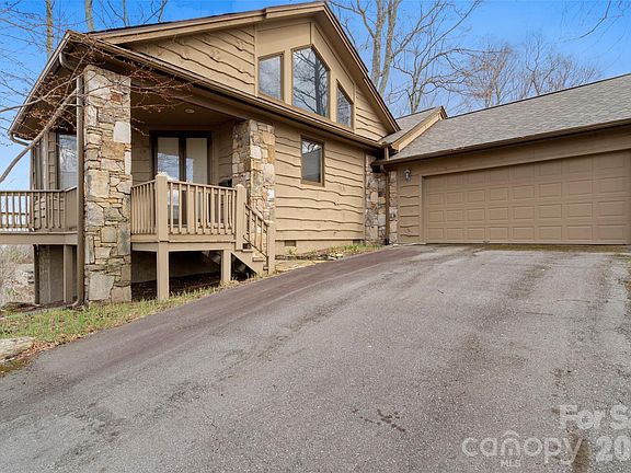 2nd image of 2163 Mountain Air Dr