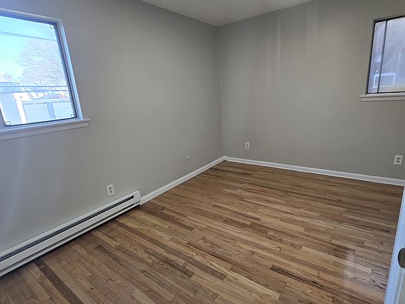 4th image of 93 Mount Vernon Ave #1