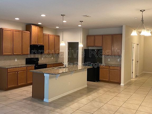 2nd image of 7548 Aloma Pines Ct
