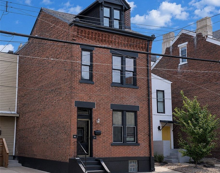 1st image of 163 42nd St