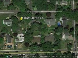 126 7th St, Saint James, NY 11780