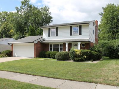 14477 Park St, Livonia, MI, 48154