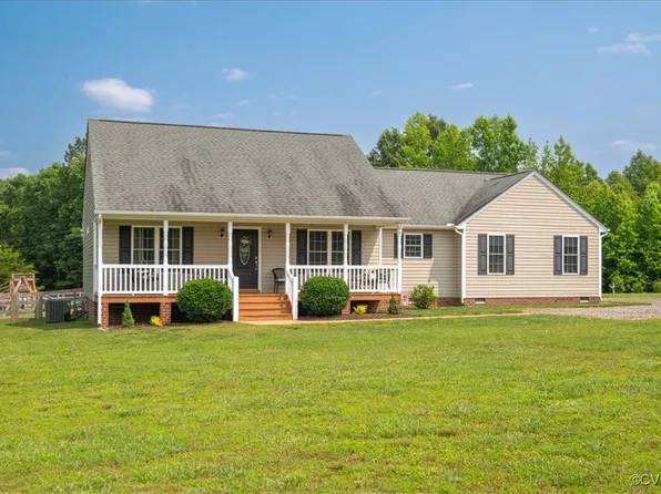 8171 Smacks Run Creek Ln, Amelia Court House, VA 23002