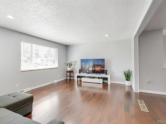 4th image of 1555 S Endicott Street