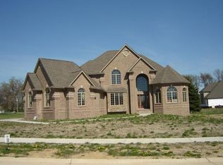 62878 Somerset Blvd, Washington Township, MI 48094