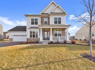 3635 Congressional Pkwy, Elgin, IL 60124