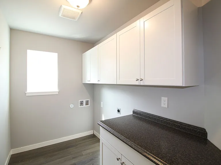 1733 SW Cooper Way — Photo 11