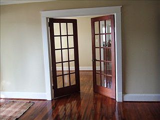 3rd image of 229 Sloan Ave