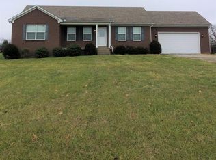 34 Crafton Dr, Taylorsville, KY 40071