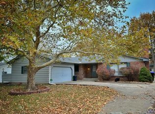 1830 SW Cheyenne Rd, Topeka, KS 66604