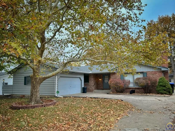 1830 SW Cheyenne Rd, Topeka, KS 66604