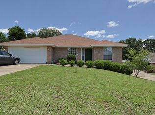 5205 Whitehurst Ln, Crestview, FL 32536
