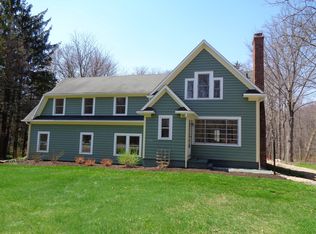 91 Eggleston Rd, Aurora, OH 44202