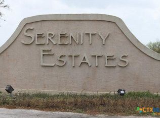 13 Essence Dr, Nursery, TX 77976