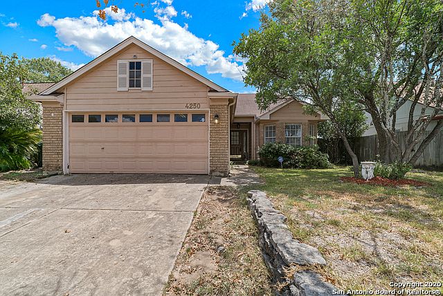 1st image of 4250 Knollpond