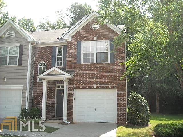 1st image of 471 Lantern Wood Dr