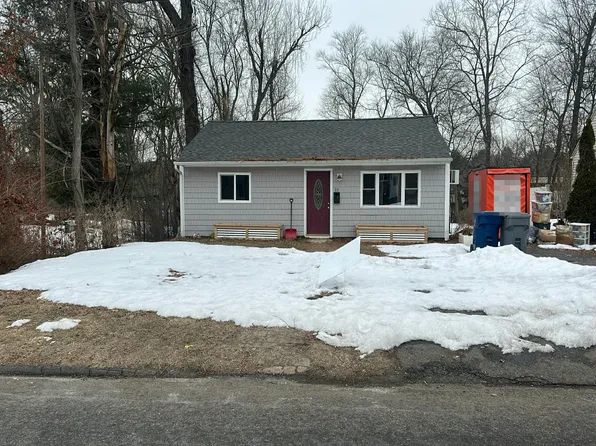 33 Norton Pl, Plainville, CT 06062