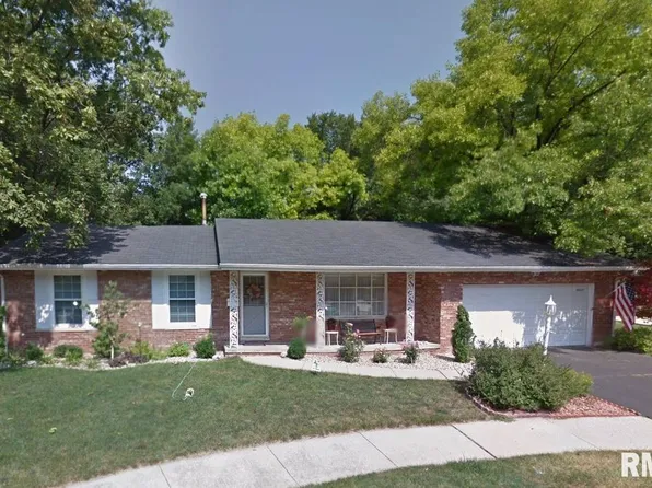 6625 N Brookwood Ln, Peoria, IL 61614