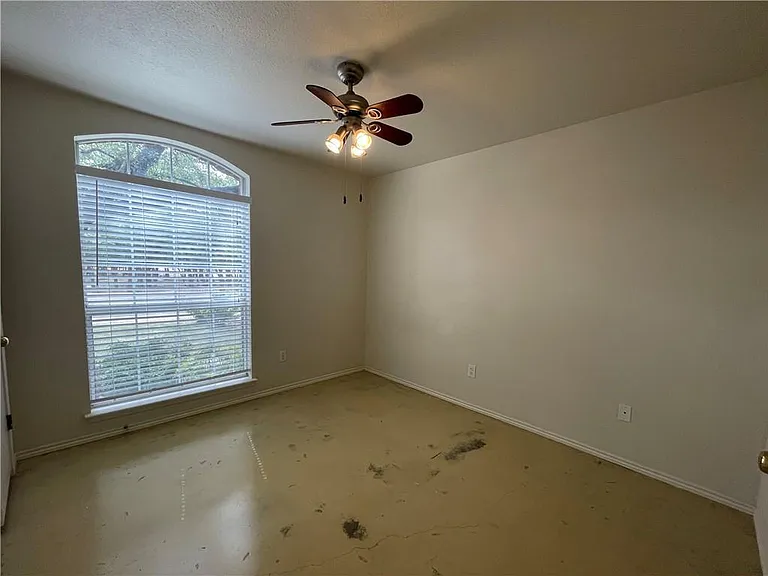 404 N Rainbow Bridge Dr — Photo 13