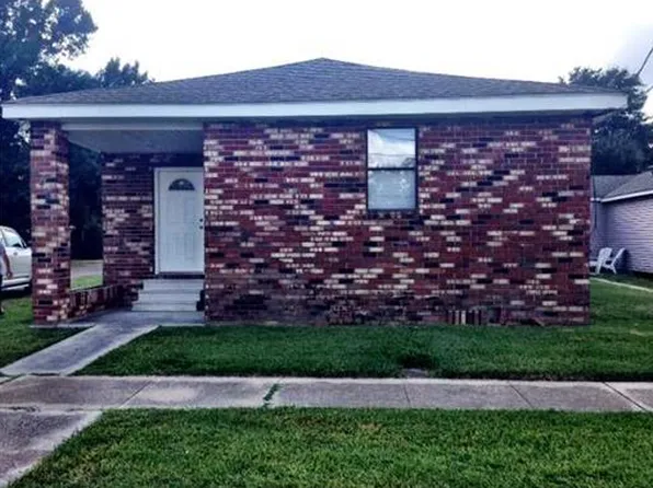 448 Bellanger Ave, Harvey, LA 70058