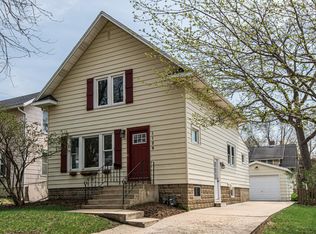 1126 1st St NW, Rochester, MN 55901