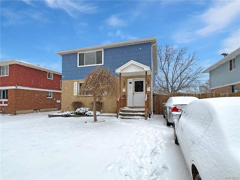 1st image of 37 Strasbourg Dr