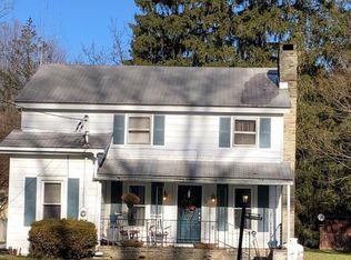 18 Taylor St, Oxford, NY 13830