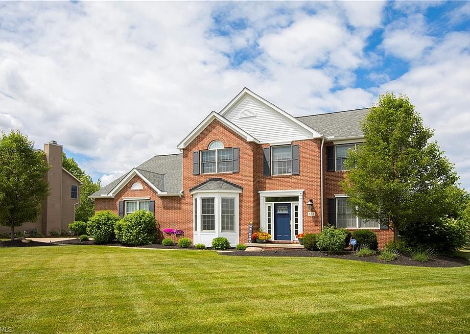 1st image of 614 Arborside Ln