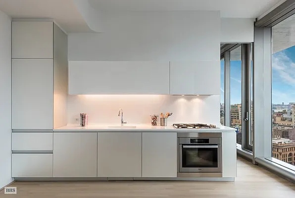 Sold by Brown Harris Stevens | media 19