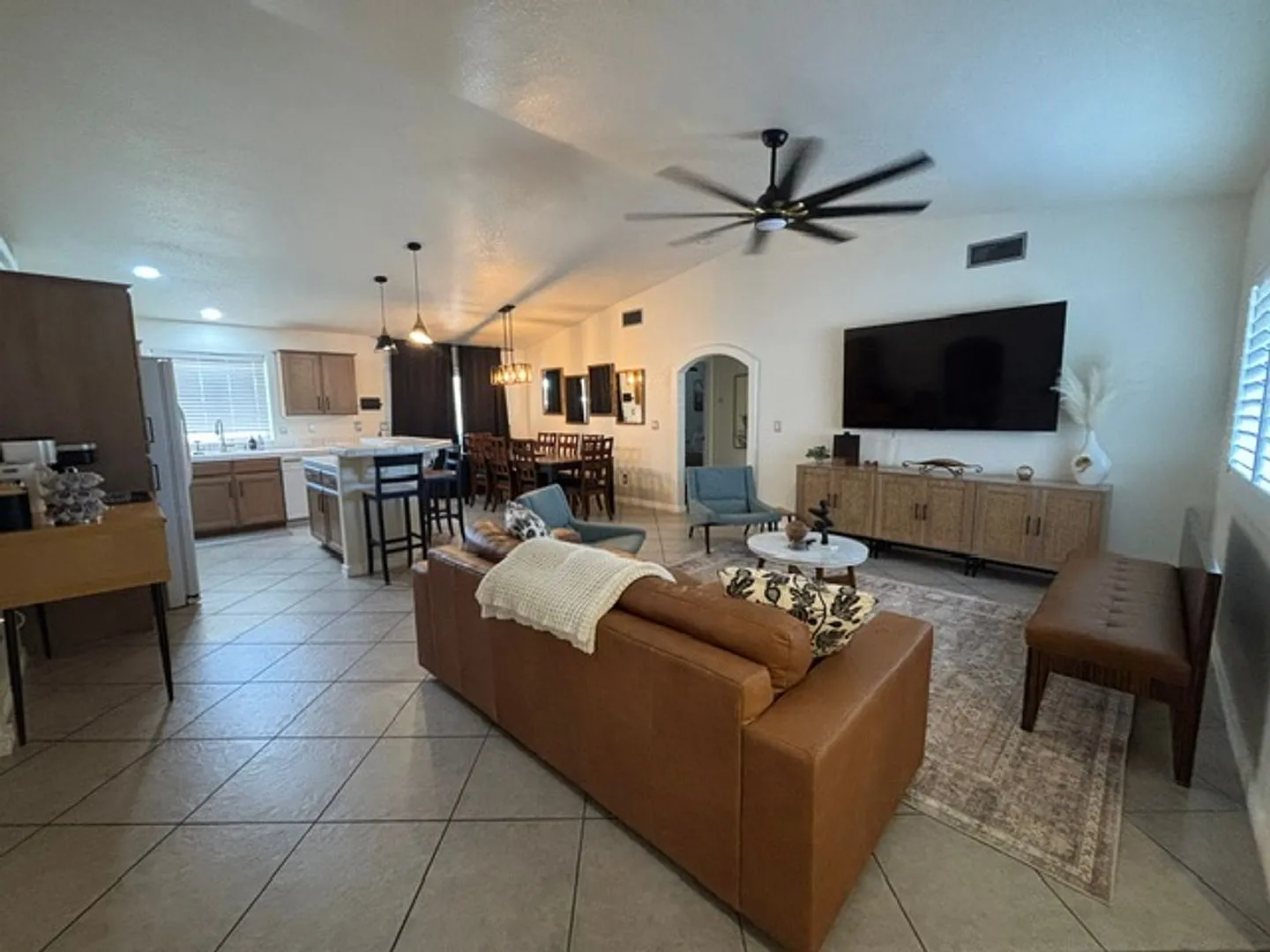 3 Bedroom Plus Bonus Room — Photo 4