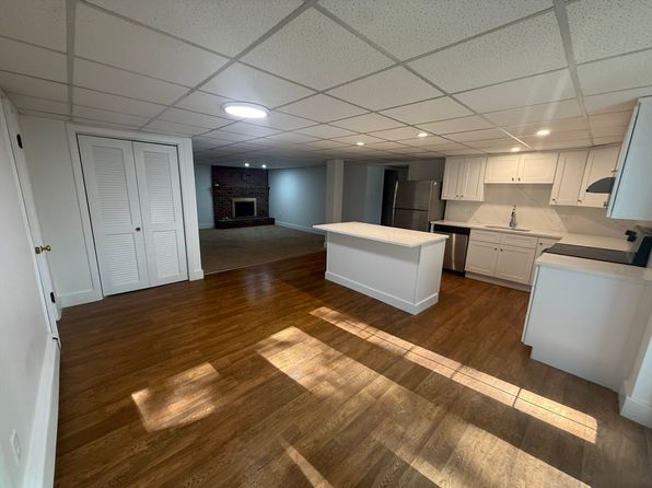 71 Pine St #1, Natick, MA