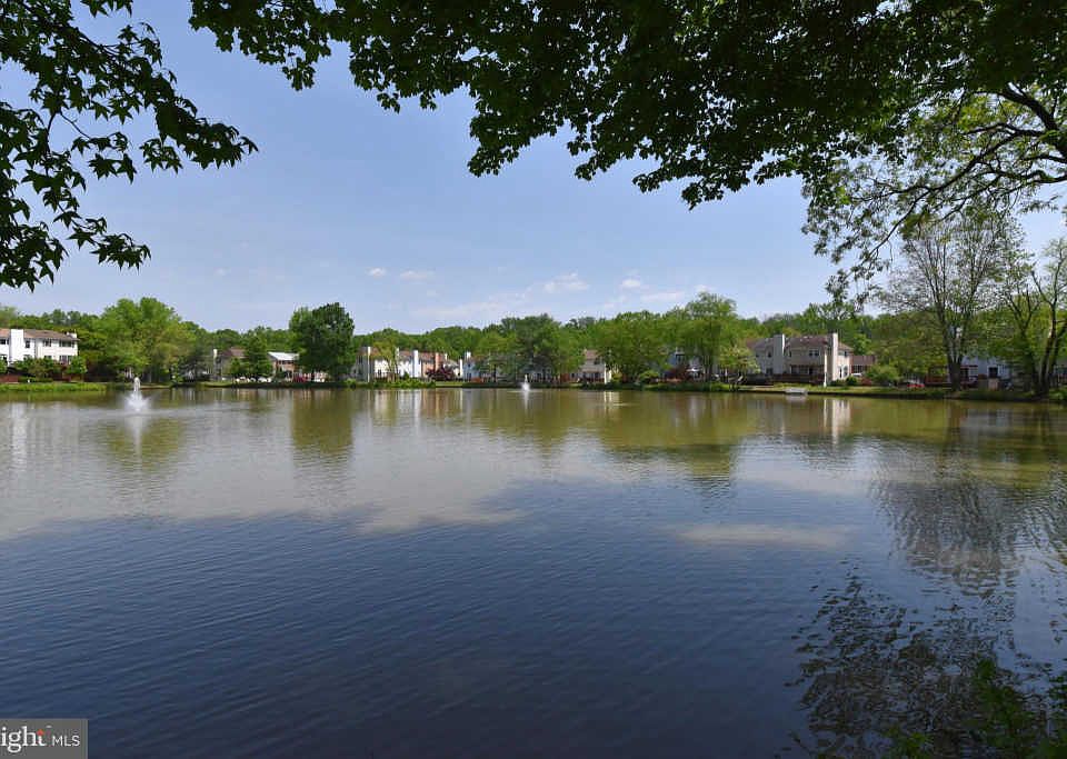 1st image of 7102 Snug Harbor Ct
