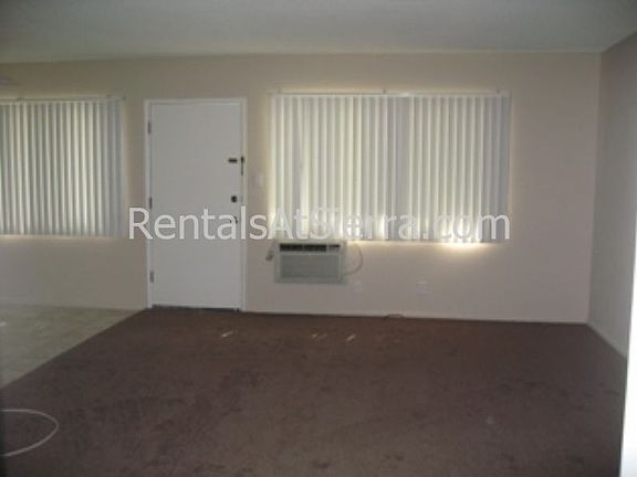 4th image of 1200 W Victory Blvd APT B