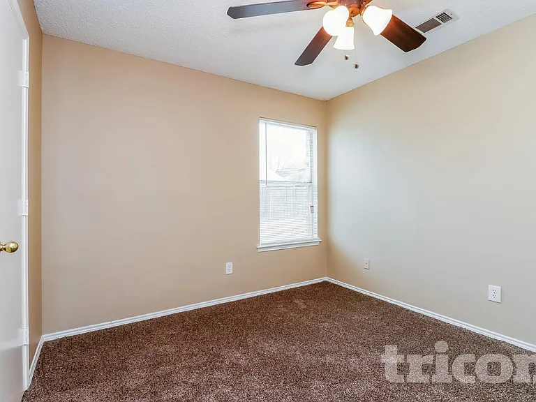 6410 Juliette Run — Photo 10