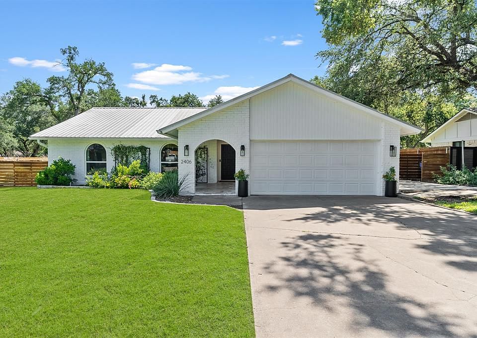 1st image of 2406 Dior Dr