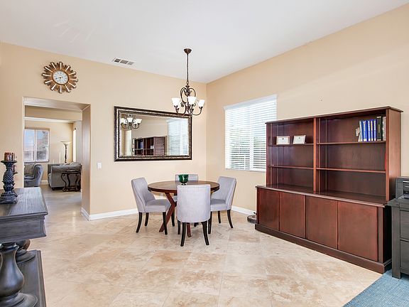 4th image of 31183 Dogwood Cir